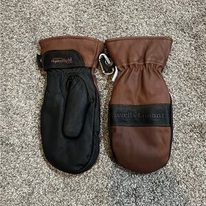 WELLS LAMONT Hydrahyde Authentic Leather Mittens Brown/ Black Work Gloves NWOT